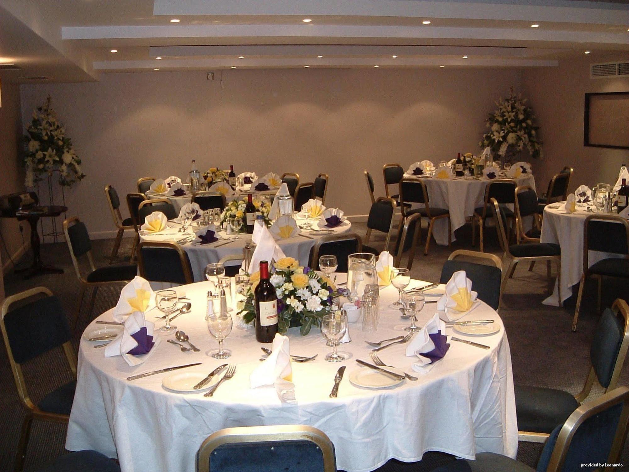Donnington Manor Hotel Sevenoaks Restoran gambar