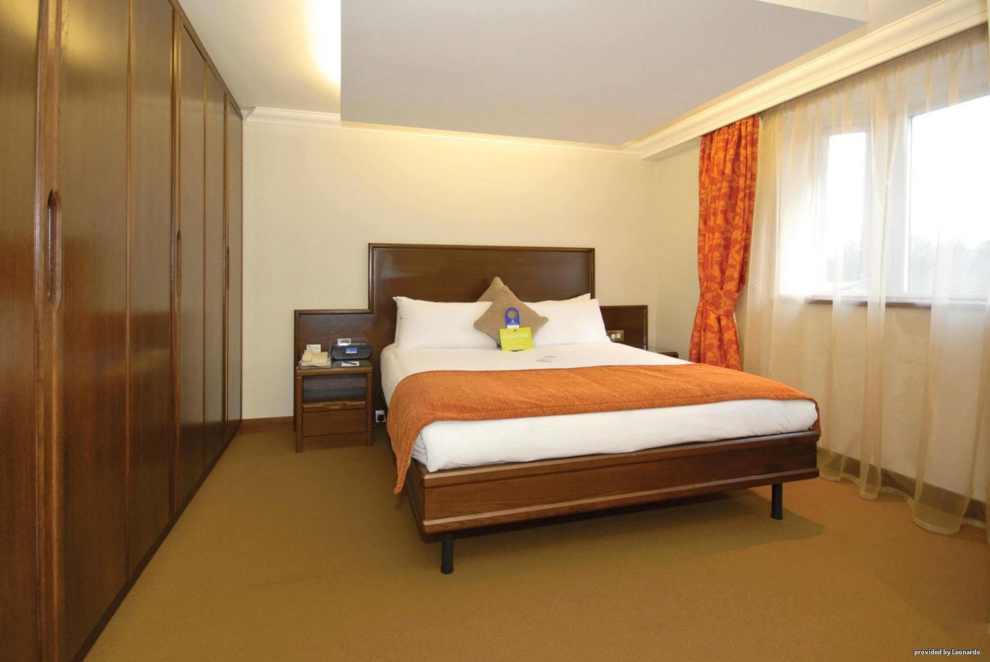 Donnington Manor Hotel Sevenoaks Bilik gambar